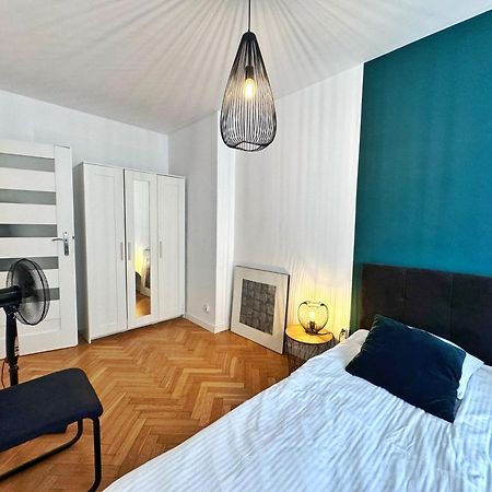 Good Feeling Rynek Wroclaw Apartment Ngoại thất bức ảnh