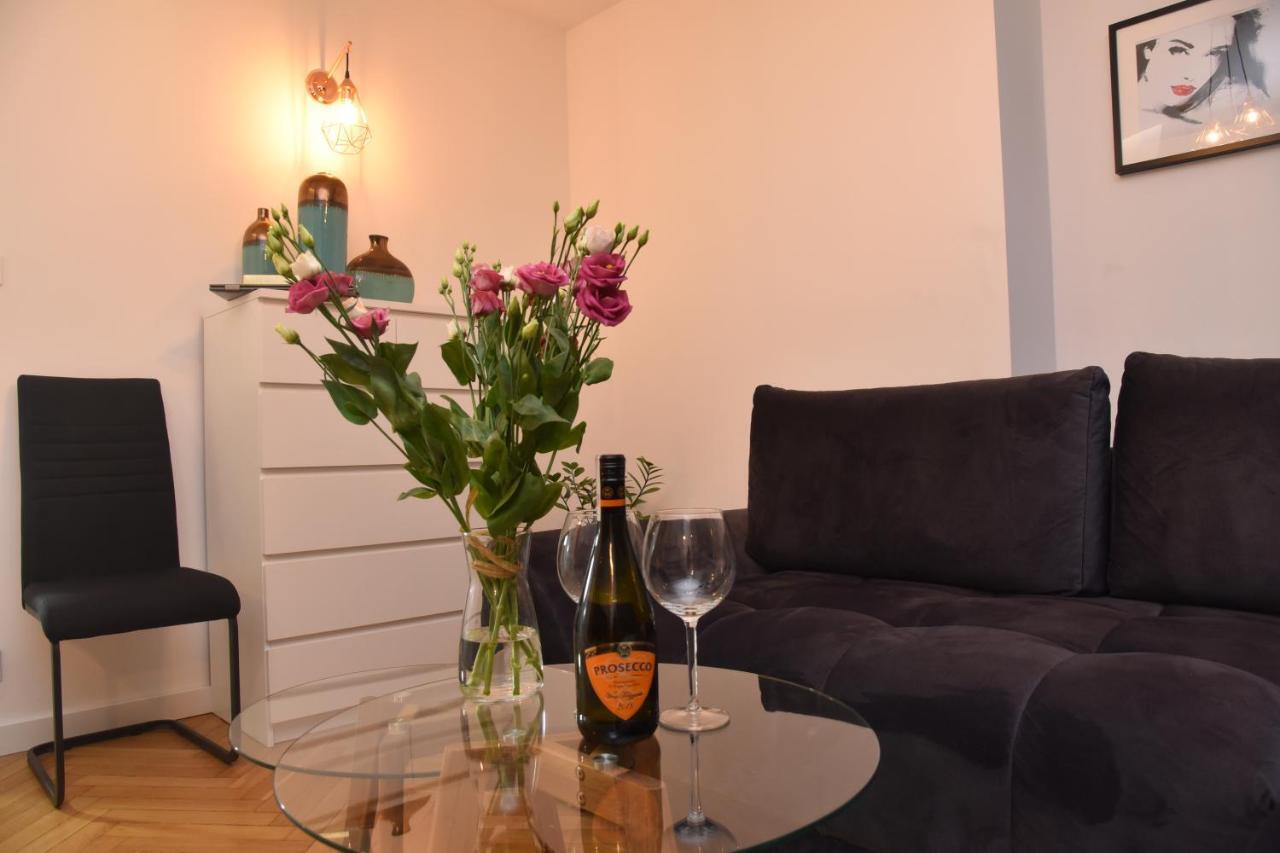 Good Feeling Rynek Wroclaw Apartment Ngoại thất bức ảnh